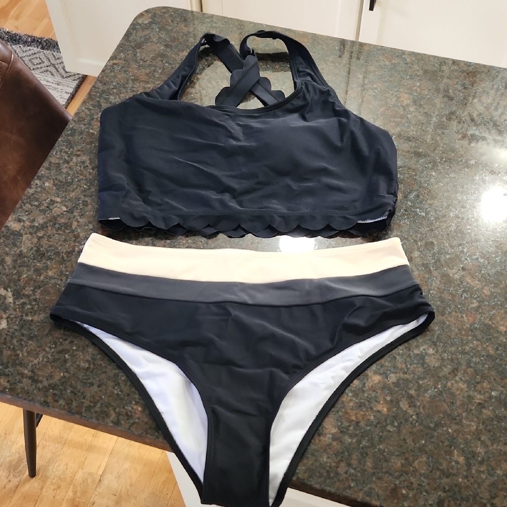 Black and Cream Scalloped Top/High Waist Bikini Set
